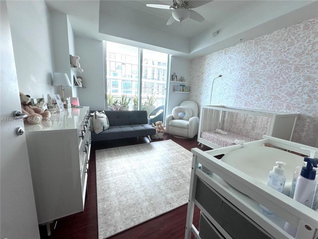 Apartment for sale  Unit #3504 - photo 7496364