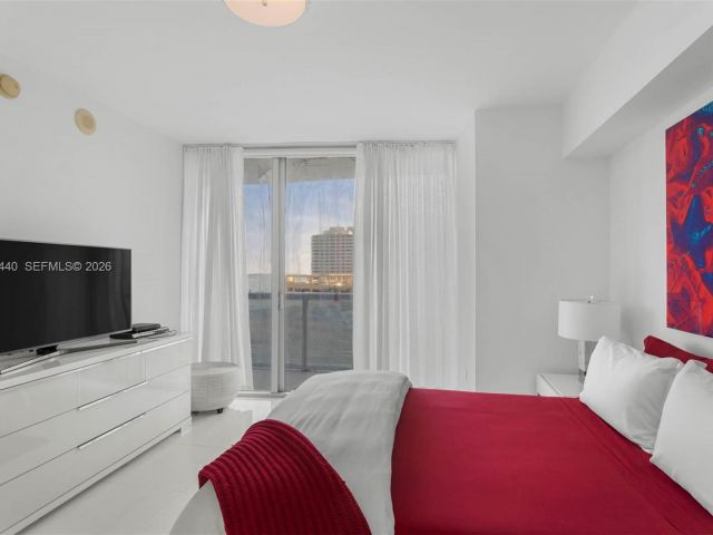 Apartment for sale  Unit #805 - photo 7510978