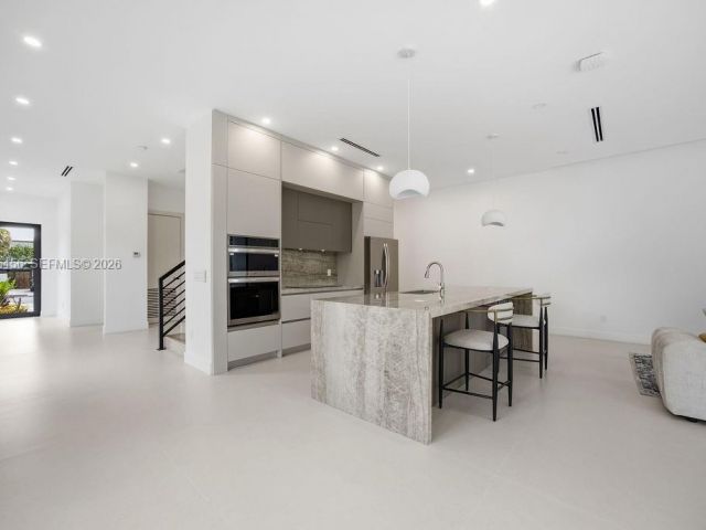 Home for sale at 1321 NE 13th Ave - photo 7482400