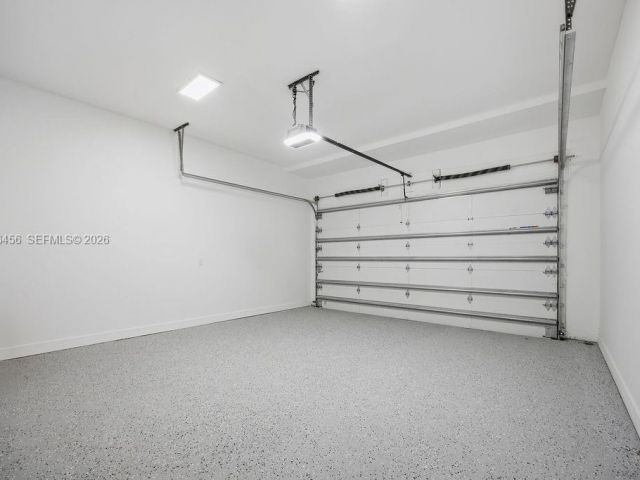 Home for sale at 1321 NE 13th Ave - photo 7482405