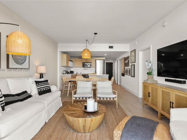 Apartment for rent  Unit #2406 - photo 7505126