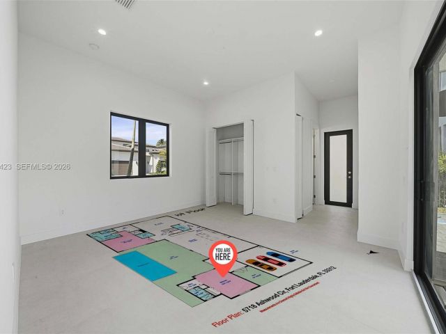 Home for rent at 5718 Ashwood Cir W 5718 - photo 7528684