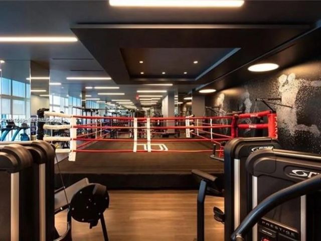 Apartment for sale  Unit #3000 - photo 7488146