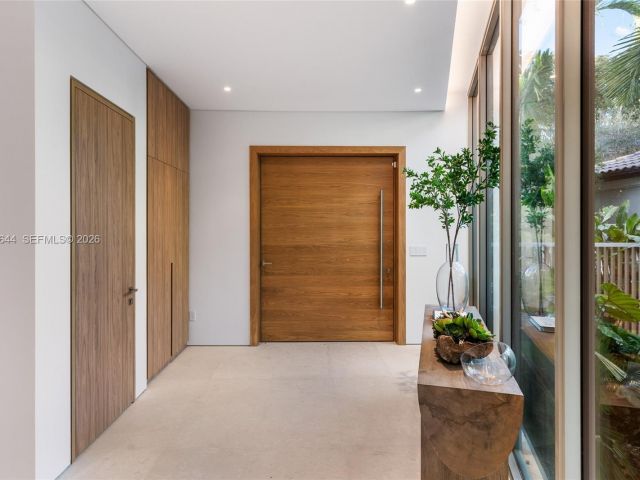 Home for sale at 1616 Onaway Dr - photo 7514970