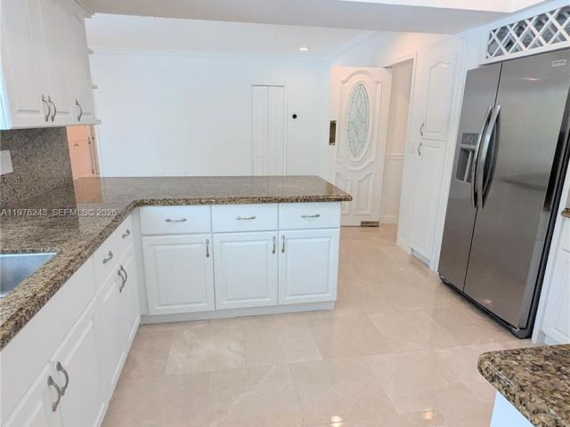 Home for rent at 5920 Maynada St 5920 - photo 7471314