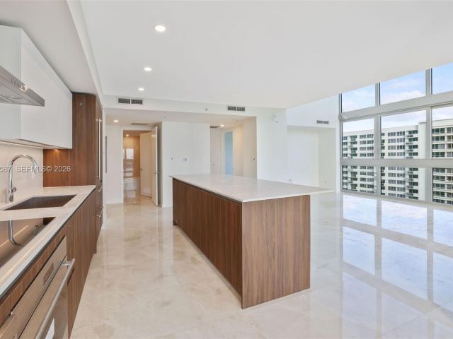 Apartment for rent  Unit #N-0516 - photo 7508095