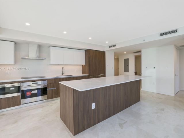 Apartment for rent  Unit #N-0516 - photo 7508097