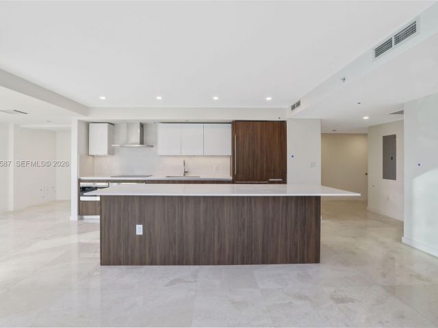 Apartment for rent  Unit #N-0516 - photo 7508098