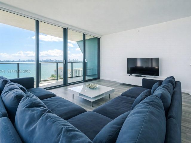 Apartment for rent  Unit #1101 - photo 7493476