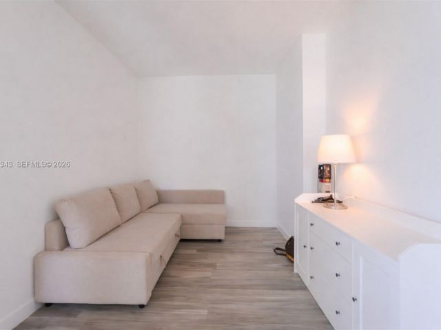 Apartment for rent  Unit #1101 - photo 7493480