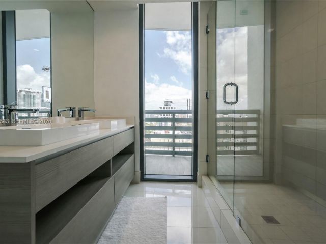 Apartment for rent  Unit #1101 - photo 7493483