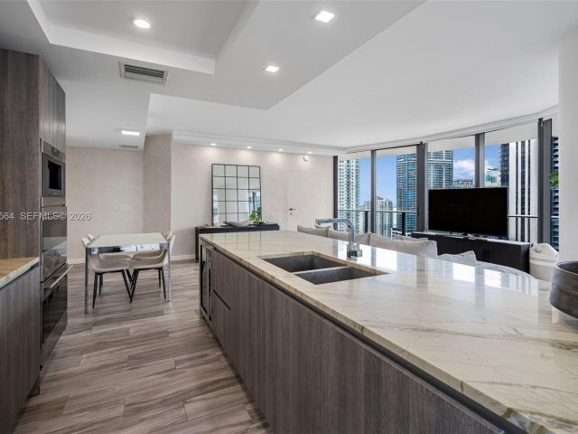 Apartment for sale  Unit #2901 - photo 7452452