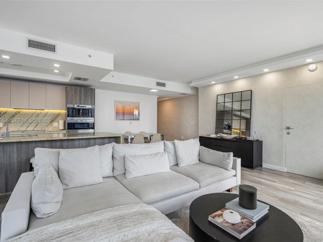 Apartment for sale  Unit #2901 - photo 7452460