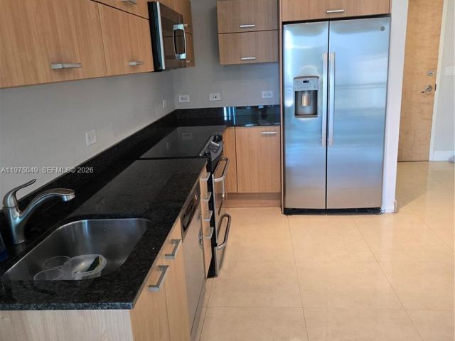 Apartment for sale  Unit #3507 - photo 7489471