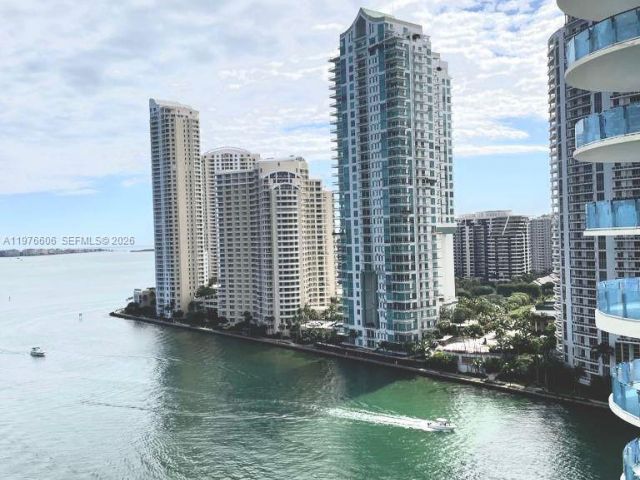 Apartment for rent  Unit #T-1404 - photo 7496306