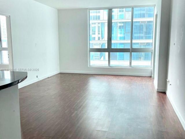 Apartment for rent  Unit #T-1404 - photo 7496308