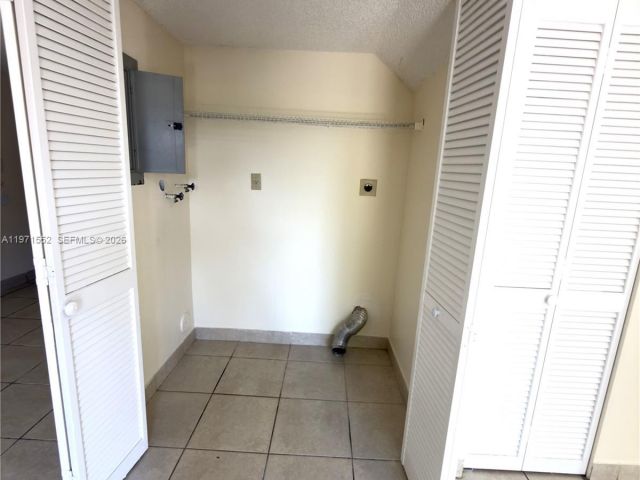 Home for rent at 451 NE 136th St III314 - photo 7475223