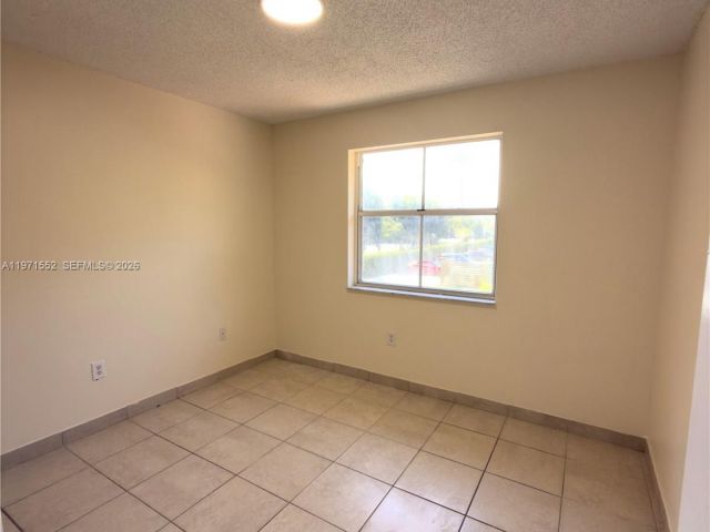 Home for rent at 451 NE 136th St III314 - photo 7475230