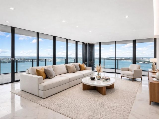 Apartment for rent  Unit #5401 - photo 7489203