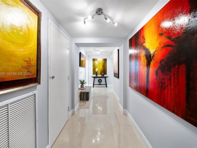 Apartment for sale  Unit #2512 - photo 7513707