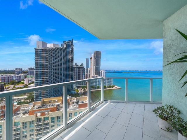 Apartment for sale  Unit #2512 - photo 7513714