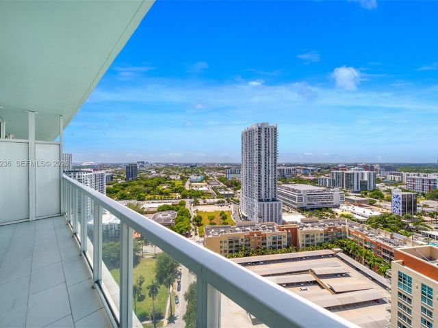 Apartment for sale  Unit #2512 - photo 7513717