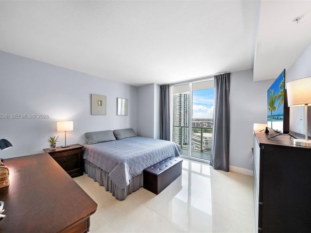 Apartment for sale  Unit #2512 - photo 7513718