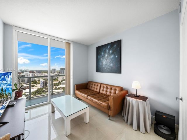 Apartment for sale  Unit #2512 - photo 7513721