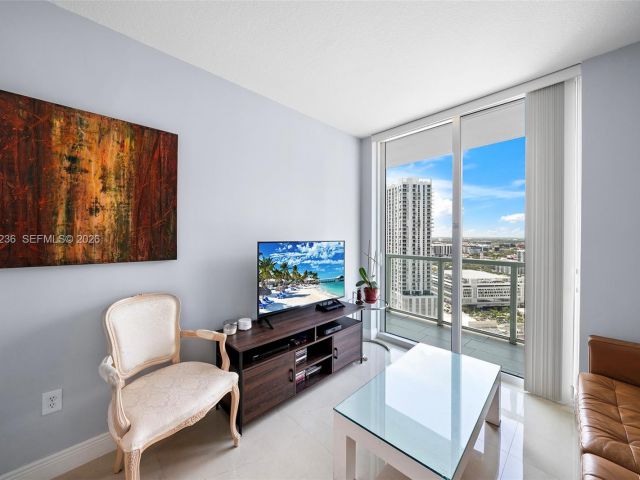 Apartment for sale  Unit #2512 - photo 7513722