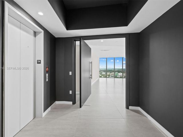 Apartment for rent  Unit #PH 5402 - photo 7488086