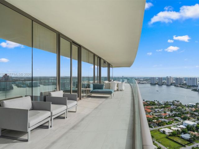 Apartment for rent  Unit #3205 - photo 7495725