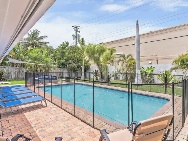 3-bedroom home for sale in Wilton Manors - 617 NW 30th Ct - MondialRealty