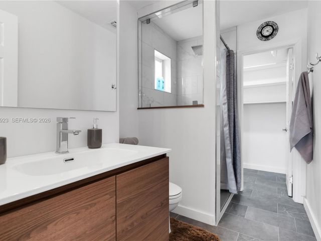 Home for sale at 617 NW 30th Ct - photo 7451585