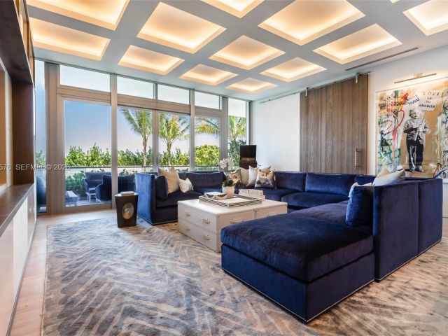 Apartment for sale  Unit #200 - photo 7507172