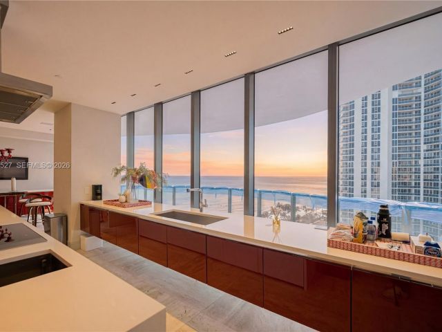 Apartment for sale  Unit #9 - photo 7494388