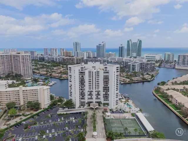 2-bedroom condo for sale in Hallandale Beach - 300 Three Islands Boulevard 306 - MondialRealty