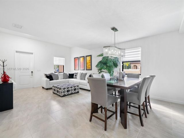 Home for sale at 160 SE 23rd Ter - photo 7460360