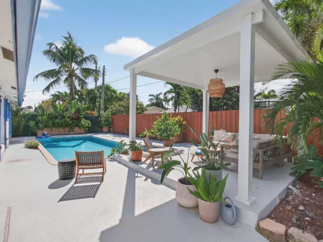 2-bedroom home for rent in Delray Beach - 802 Mallard Drive - MondialRealty
