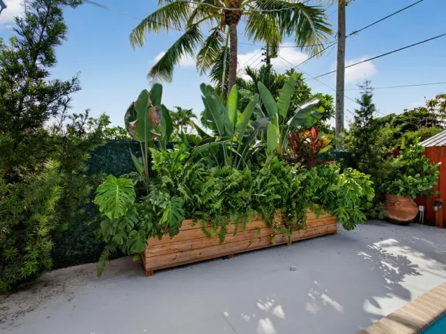 2-bedroom home for rent in Delray Beach - 802 Mallard Drive - MondialRealty
