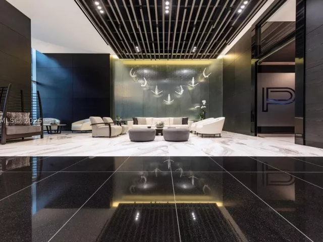 4-bedroom condo for rent in Miami - 851 NE 1st Ave PH 5700 - MondialRealty