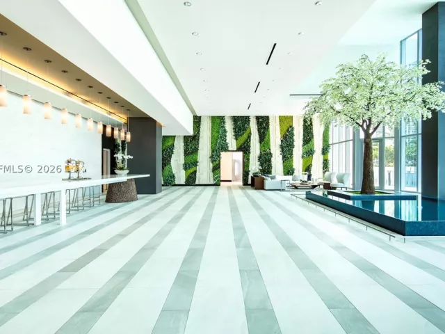 4-bedroom condo for rent in Miami - 851 NE 1st Ave PH 5700 - MondialRealty
