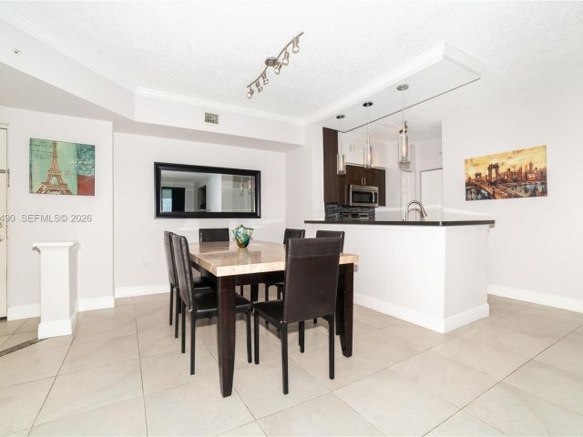 Apartment for sale  Unit #1802 - photo 7512619