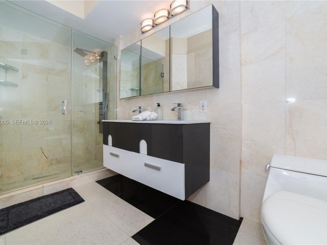 Apartment for rent  Unit #1815 - photo 7512509