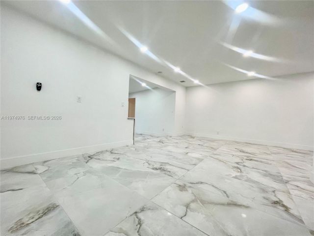 Home for rent at 1649 NE 8th Ave - photo 7502724