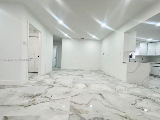 Home for rent at 1649 NE 8th Ave - photo 7502725