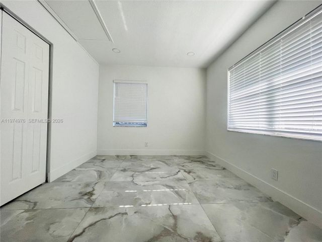 Home for rent at 1649 NE 8th Ave - photo 7502736