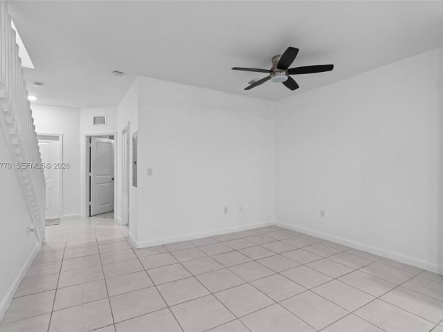 3-bedroom home for rent in Homestead - 1467 SE 26th Rd 0 - MondialRealty