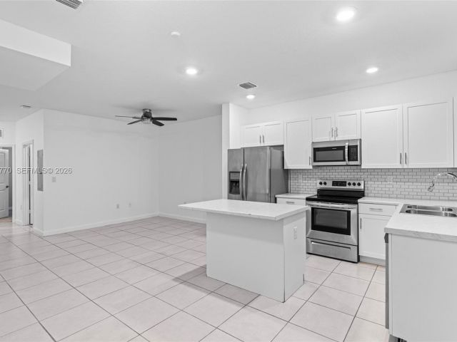 3-bedroom home for rent in Homestead - 1467 SE 26th Rd 0 - MondialRealty