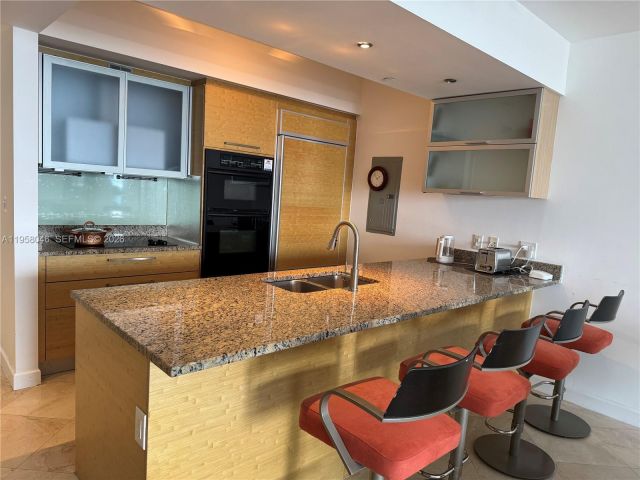 Apartment for rent  Unit #3303 - photo 7499614