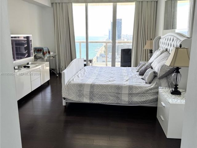 Apartment for rent  Unit #3303 - photo 7499616